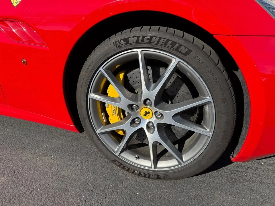 2012 Ferrari California - Image 18 of 19