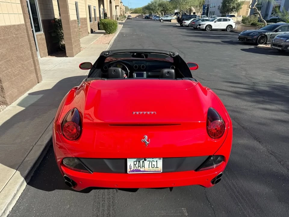 2012 Ferrari California - Image 8 of 19