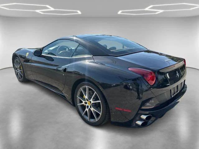 2012 Ferrari California - Image 6 of 11