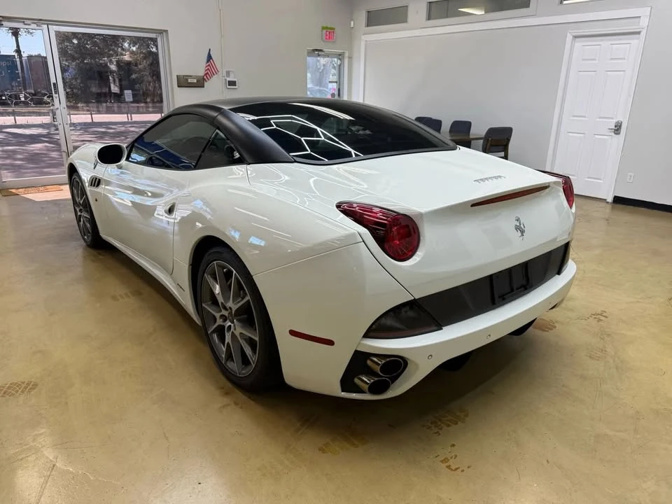 2012 Ferrari California - Image 4 of 20