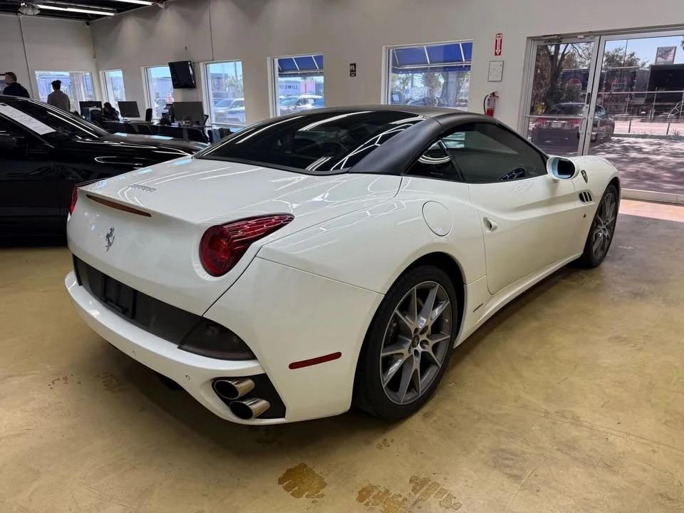2012 Ferrari California - Image 5 of 20