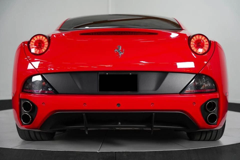 2012 Ferrari California - Image 8 of 19