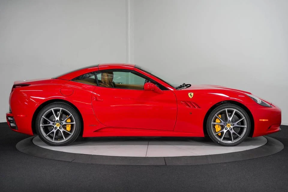 2012 Ferrari California - Image 7 of 19