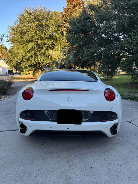 2012 Ferrari California - Image 6 of 10