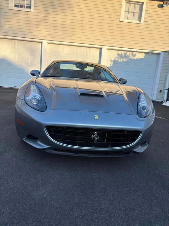 2012 Ferrari California - Image 3 of 8