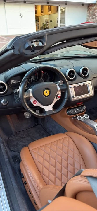 2012 Ferrari California - Image 13 of 18