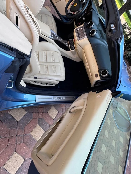 2012 Ferrari California - Image 12 of 15