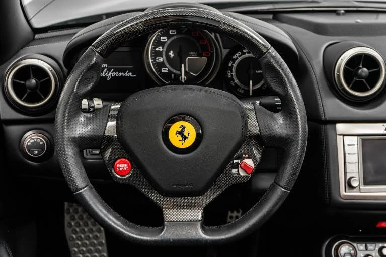 2012 Ferrari California - Image 9 of 13