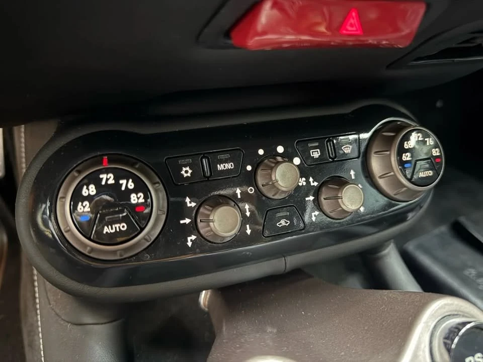 2012 Ferrari California - Image 16 of 20