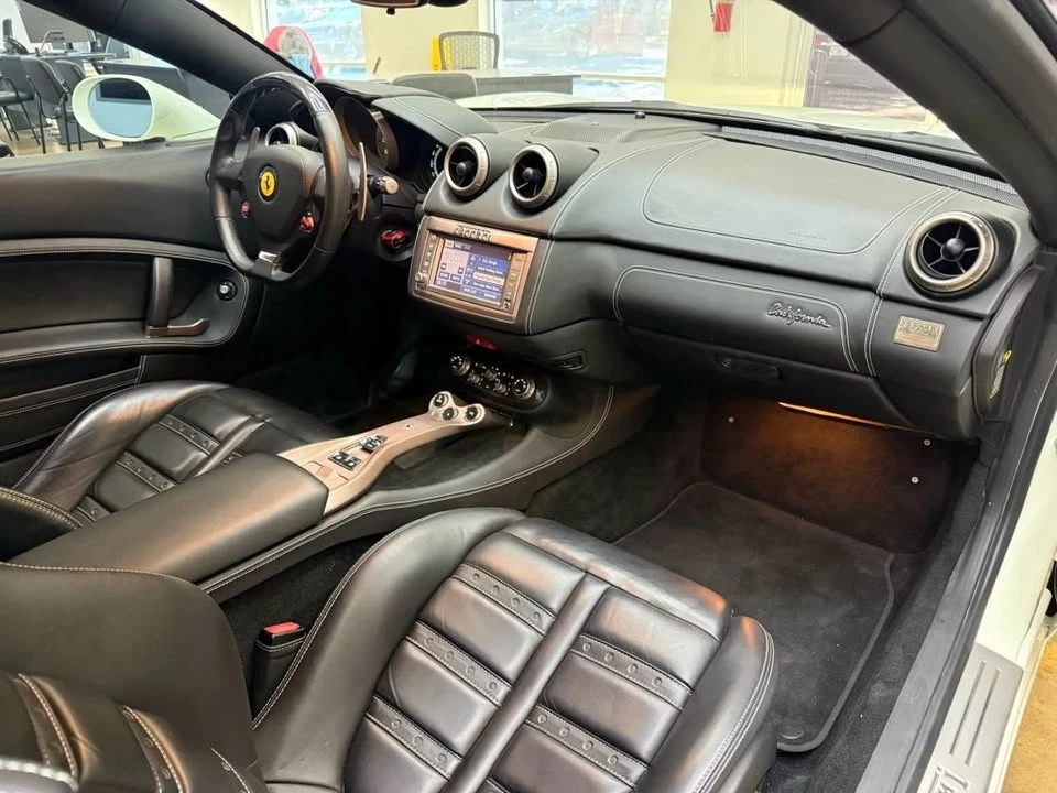 2012 Ferrari California - Image 18 of 20
