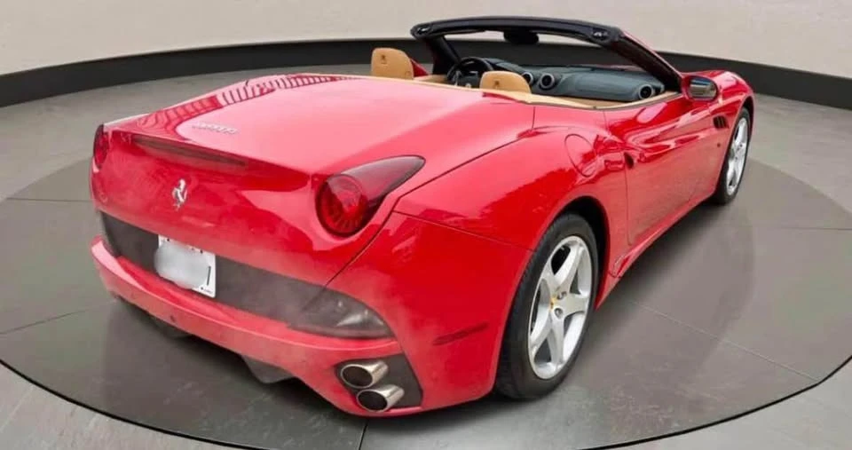 2012 Ferrari California - Image 8 of 20