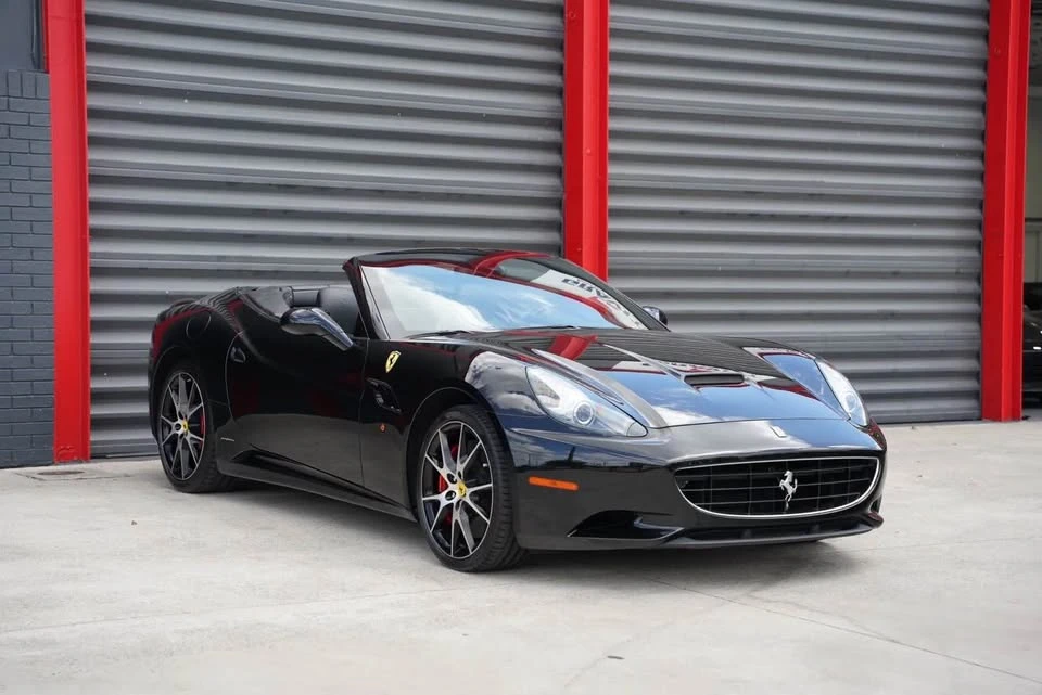 2012 Ferrari California - Image 2 of 6