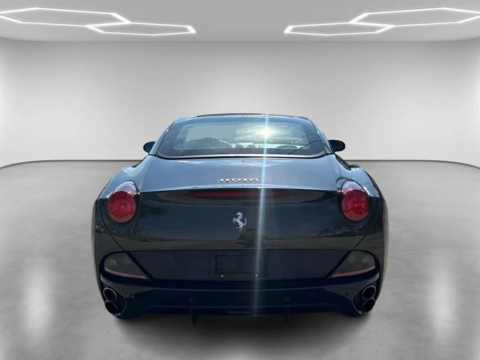 2012 Ferrari California - Image 3 of 10