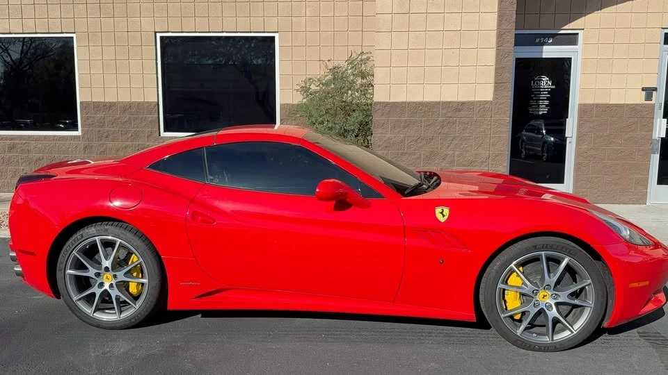 2012 Ferrari California - Image 8 of 19