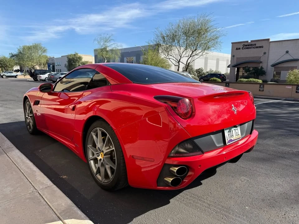 2012 Ferrari California - Image 16 of 19