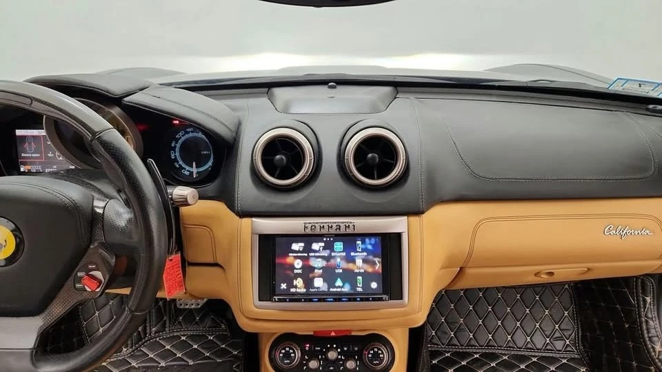 2012 Ferrari California - Image 18 of 20