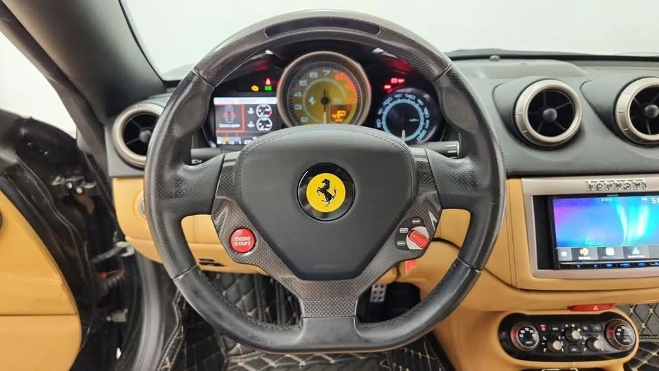 2012 Ferrari California - Image 17 of 20
