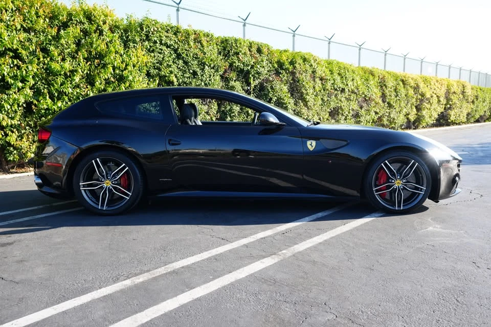 2012 Ferrari FF - Image 4 of 9