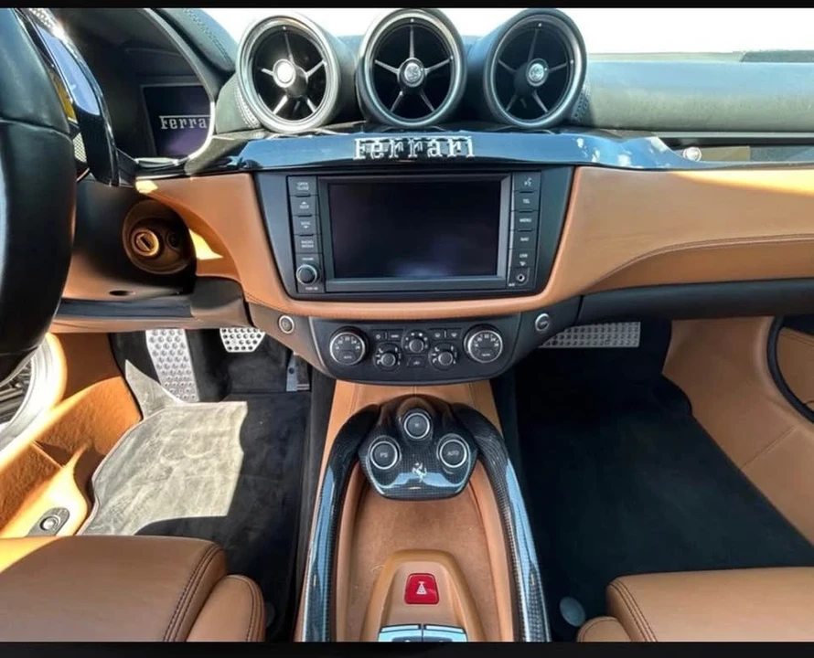 2012 Ferrari FF - Image 7 of 9