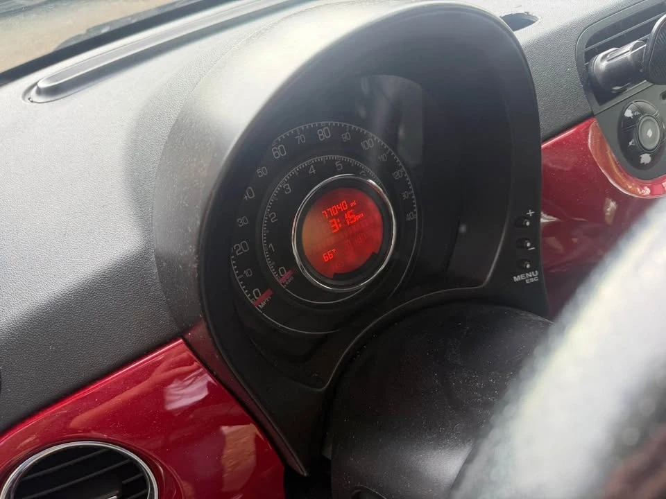 2012 Fiat 500 - Image 7 of 8