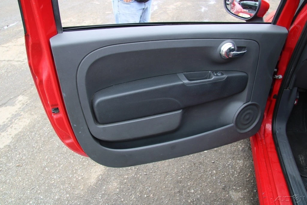 2012 Fiat 500 - Image 10 of 21