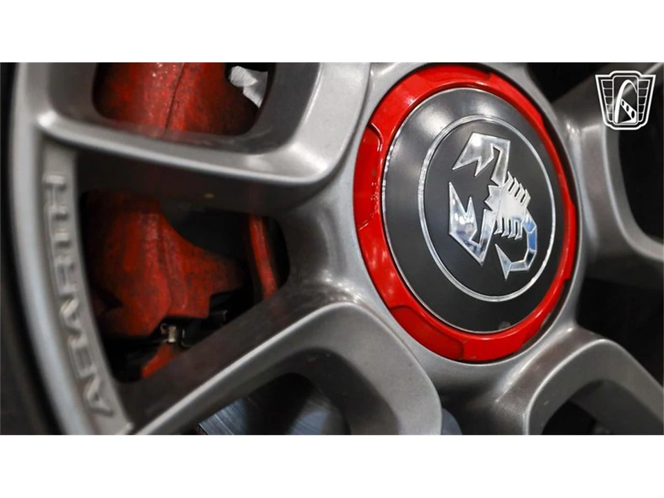 2012 Fiat 500 - Image 10 of 31