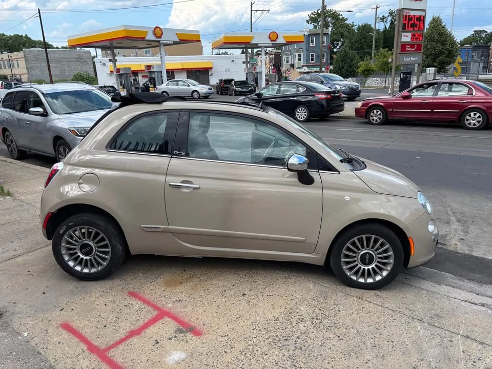 2012 Fiat Abarth 500 - Image 8 of 11