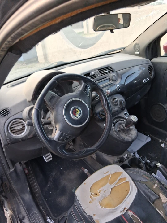 2012 Fiat Abarth 500 - Image 7 of 20