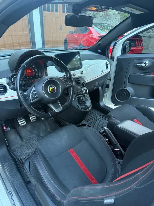 2012 Fiat Abarth 500 - Image 10 of 17