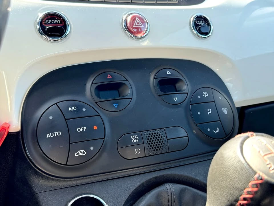 2012 Fiat Abarth 500 - Image 10 of 18