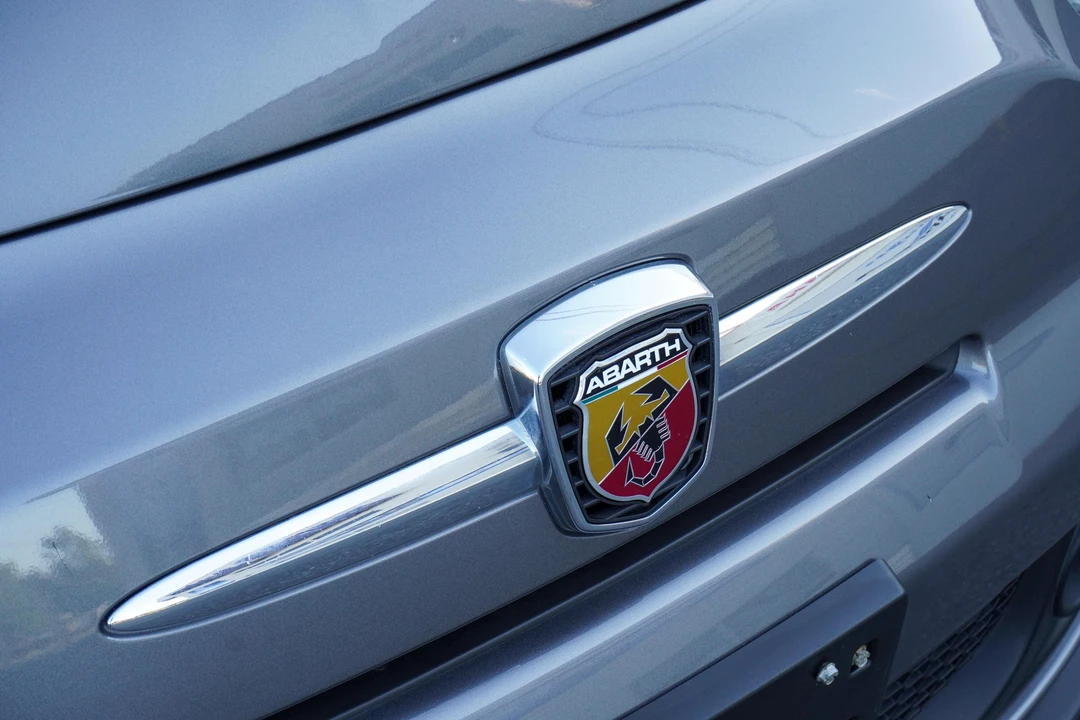 2012 Fiat Abarth 500 - Image 21 of 31