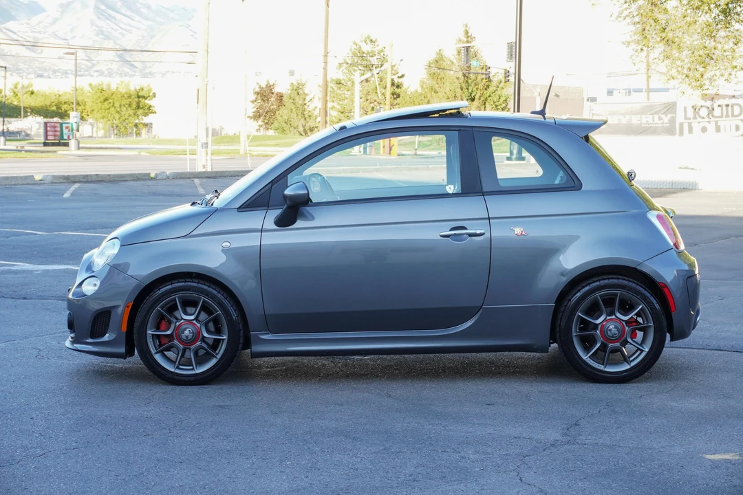 2012 Fiat Abarth 500 - Image 8 of 31
