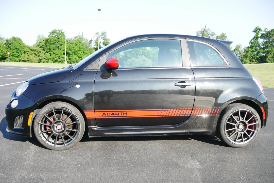 2012 Fiat Abarth 500 - Image 3 of 9