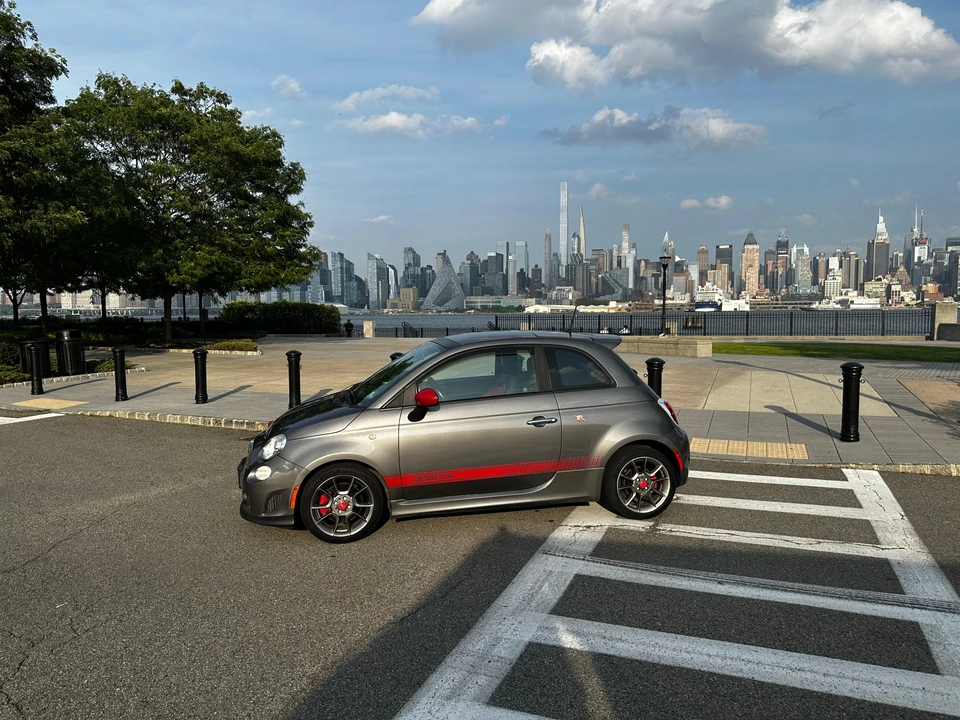 2012 Fiat Abarth 500 - Image 11 of 31
