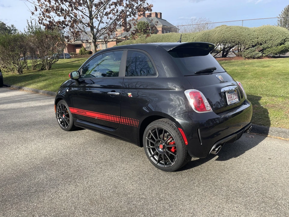 2012 Fiat Abarth 500 - Image 10 of 31