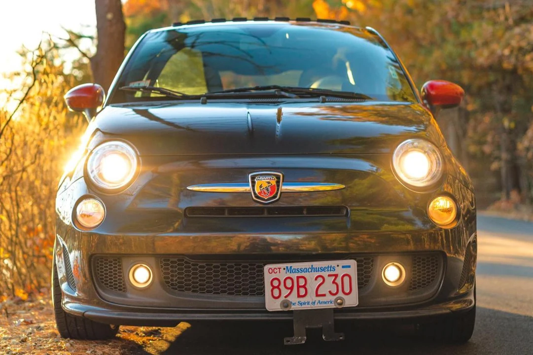 2012 Fiat Abarth 500 - Image 2 of 31