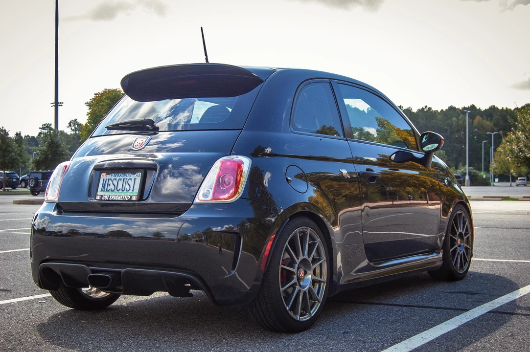 2012 Fiat Abarth 500 - Image 14 of 31