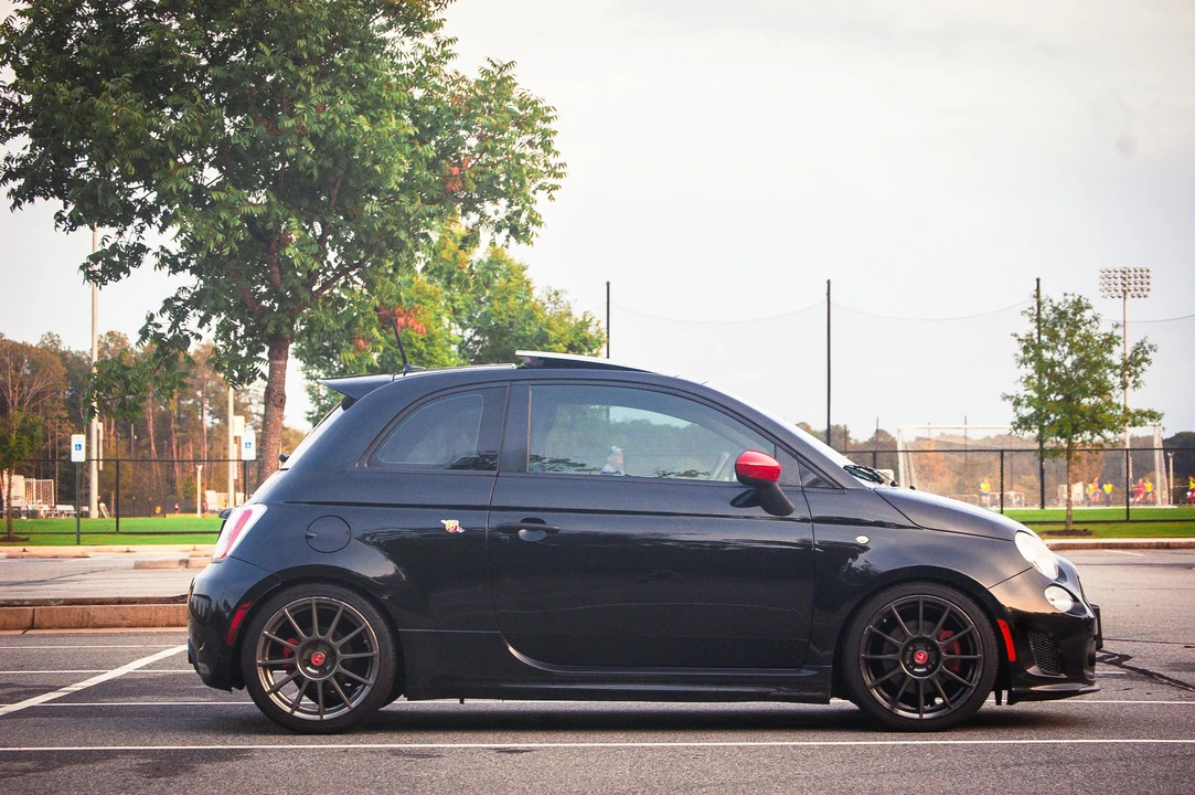 2012 Fiat Abarth 500 - Image 16 of 31