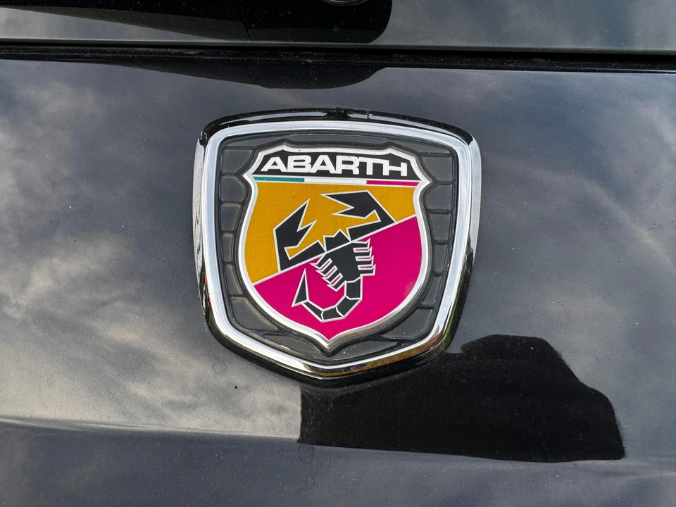 2012 Fiat Abarth 500 - Image 23 of 31