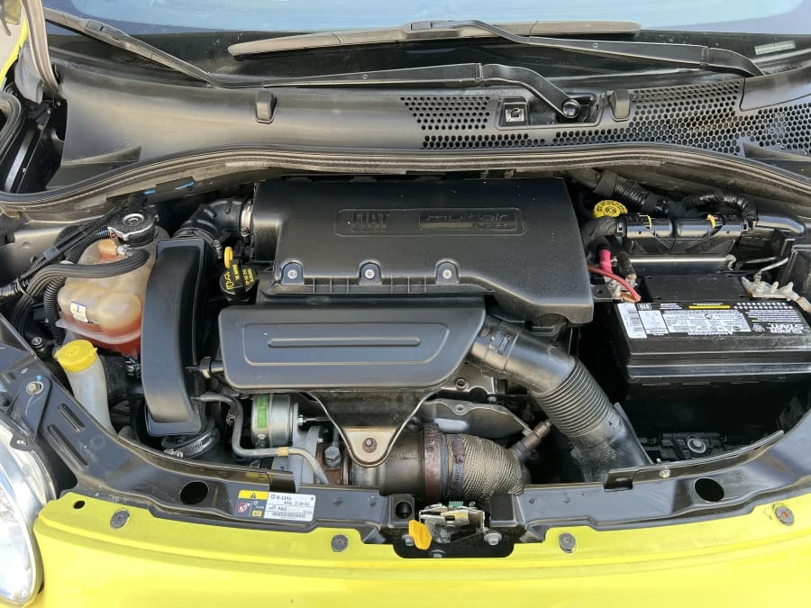 2012 Fiat Abarth 500 - Image 11 of 13