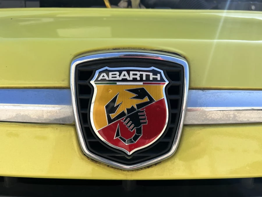 2012 Fiat Abarth 500 - Image 8 of 13