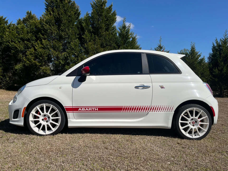 2012 Fiat Abarth 500 - Image 10 of 31