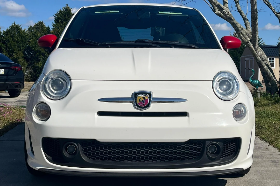 2012 Fiat Abarth 500 - Image 2 of 31