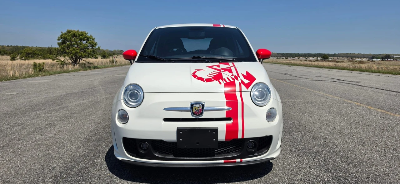2012 Fiat Abarth 500 - Image 10 of 31