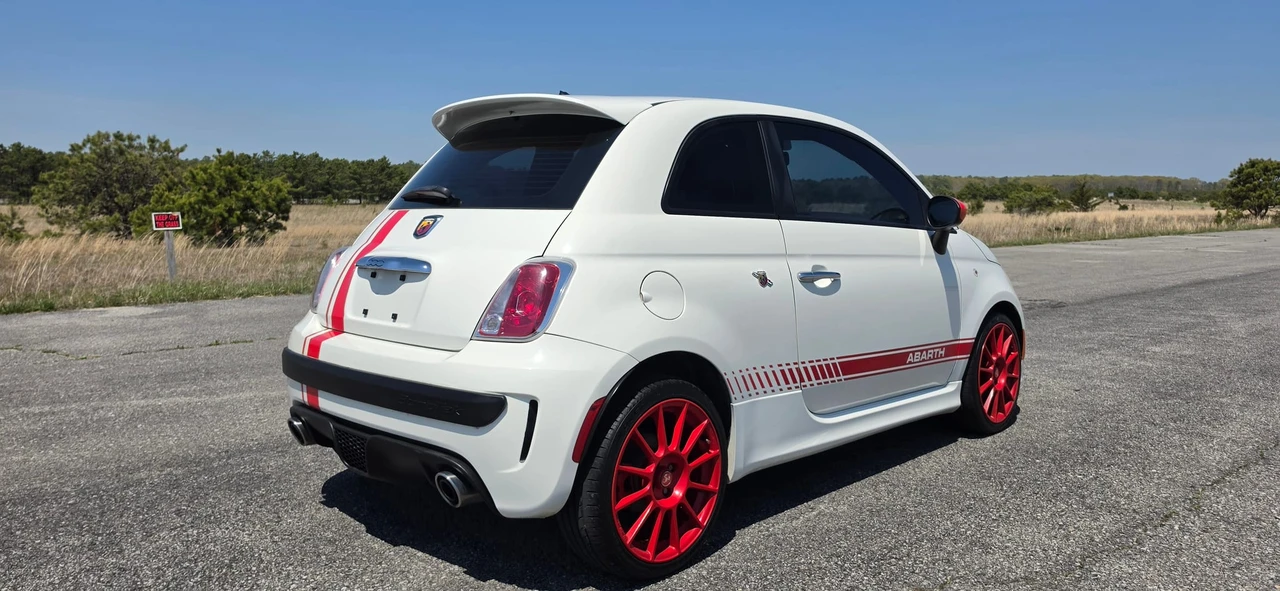 2012 Fiat Abarth 500 - Image 24 of 31