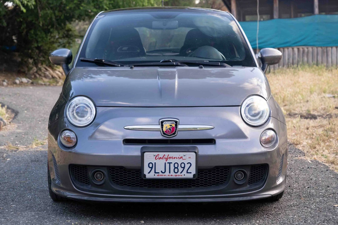 2012 Fiat Abarth 500 - Image 2 of 31