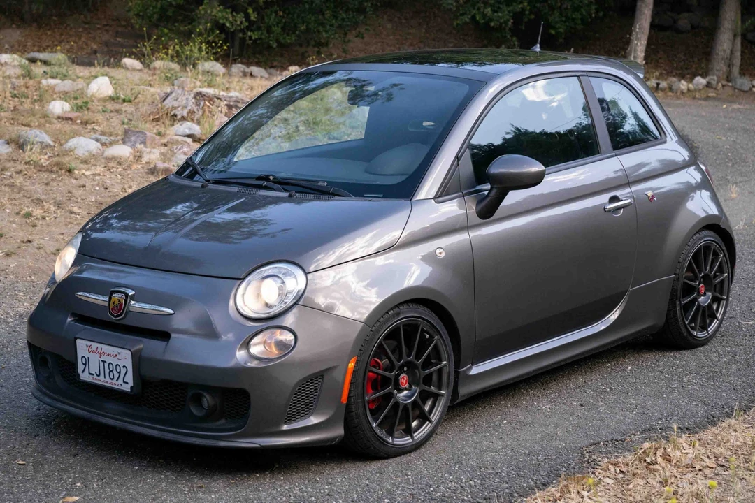 2012 Fiat Abarth 500 - Image 3 of 31