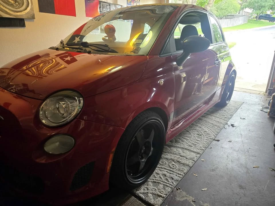 2012 Fiat Abarth 500 - Image 2 of 18