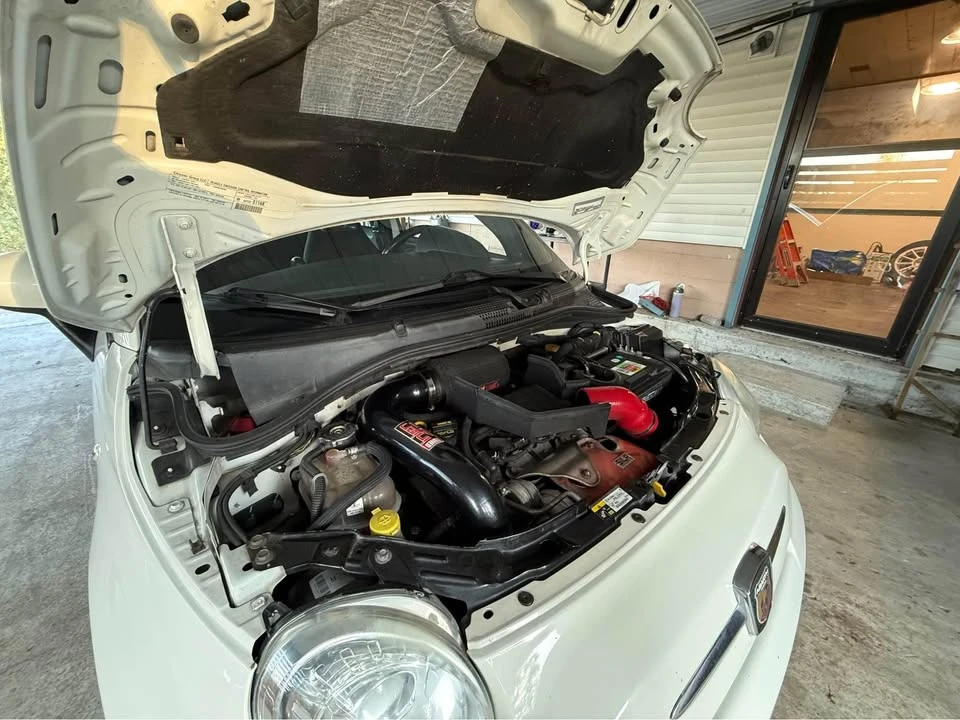 2012 Fiat Abarth 500 - Image 11 of 20