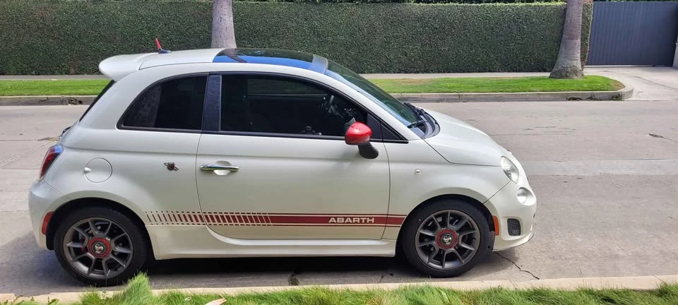 2012 Fiat Abarth 500 - Image 5 of 6